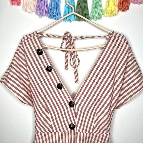 Moon River Red and Cream Stripe Button Front Mini Dress Size Medium - Picture 5 of 16